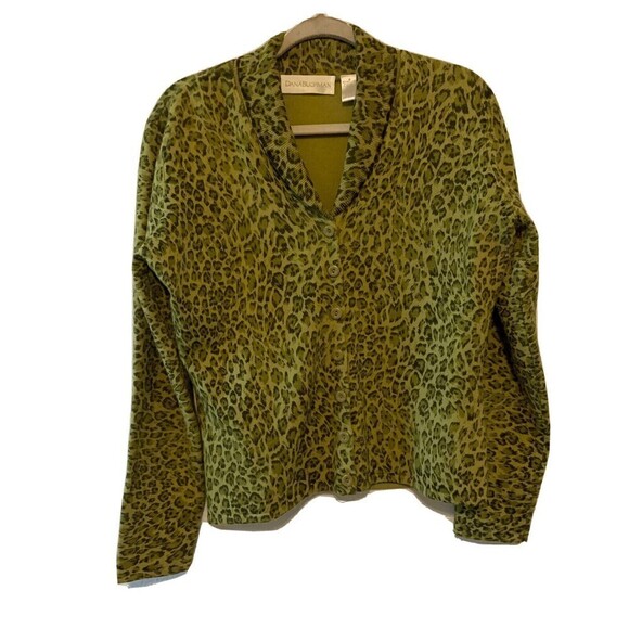 Dana Buchman Womens Size Medium Green Black Printed Wool Blend Cardigan Sweater - Picture 1 of 5